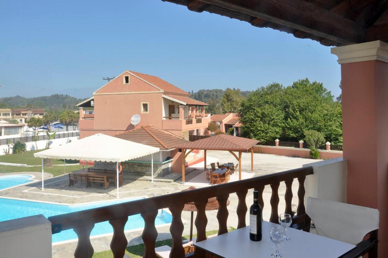 Louvros Apartments סידריון מראה חיצוני תמונה